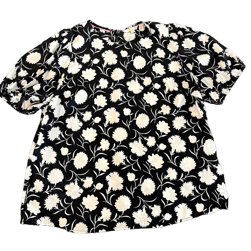 Boden black and white floral puff short sleeve blouse size 16/18 plus size